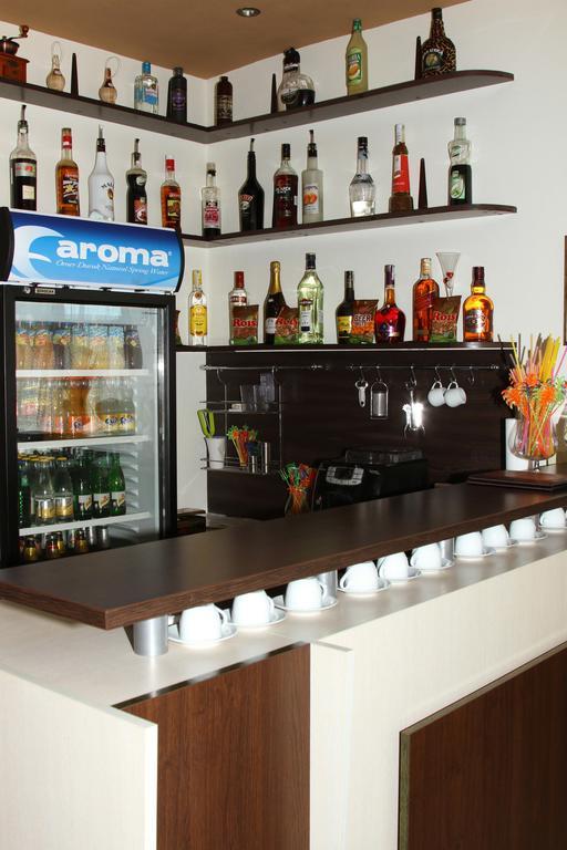 Vlasta Family Hotel Ράβντα Εξωτερικό φωτογραφία