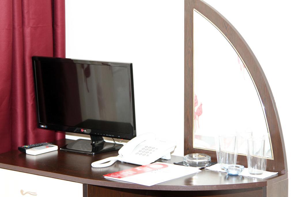 Vlasta Family Hotel Ράβντα Εξωτερικό φωτογραφία