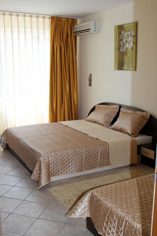Vlasta Family Hotel Ράβντα Εξωτερικό φωτογραφία